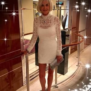 Meet your Posher, Joanna valvis